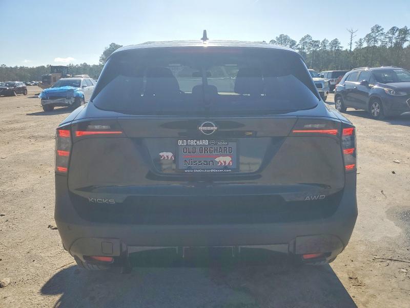 2025 Nissan Kicks sv