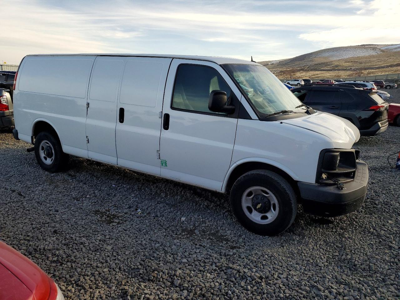 2014 Chevrolet Express 2500 Delivery Van