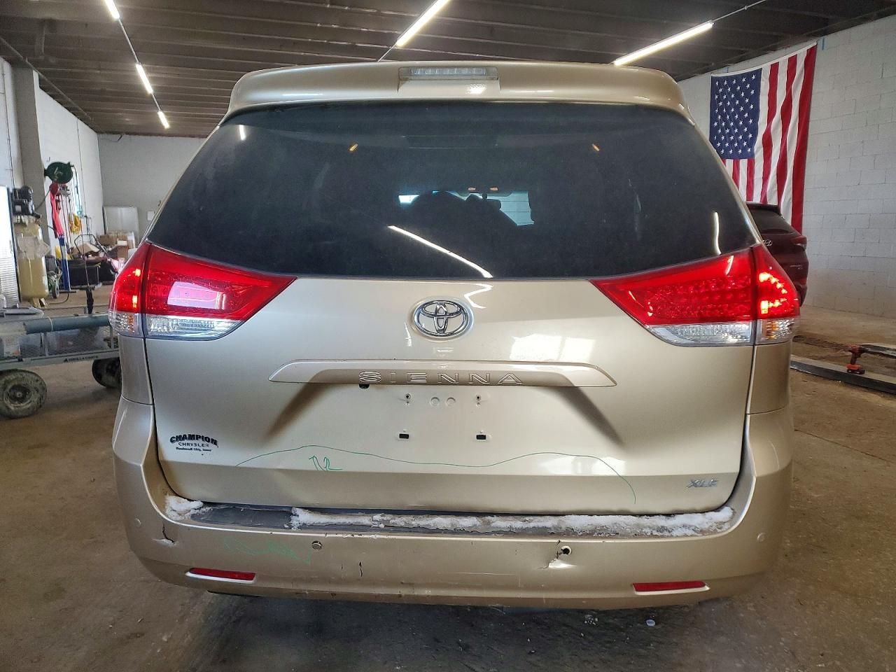 2011 Toyota Sienna xle