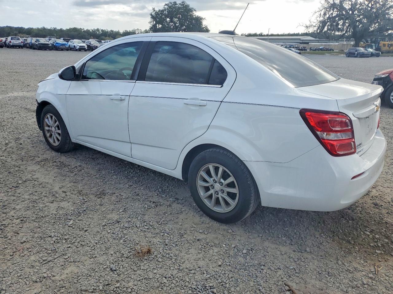 2017 Chevrolet Sonic lt