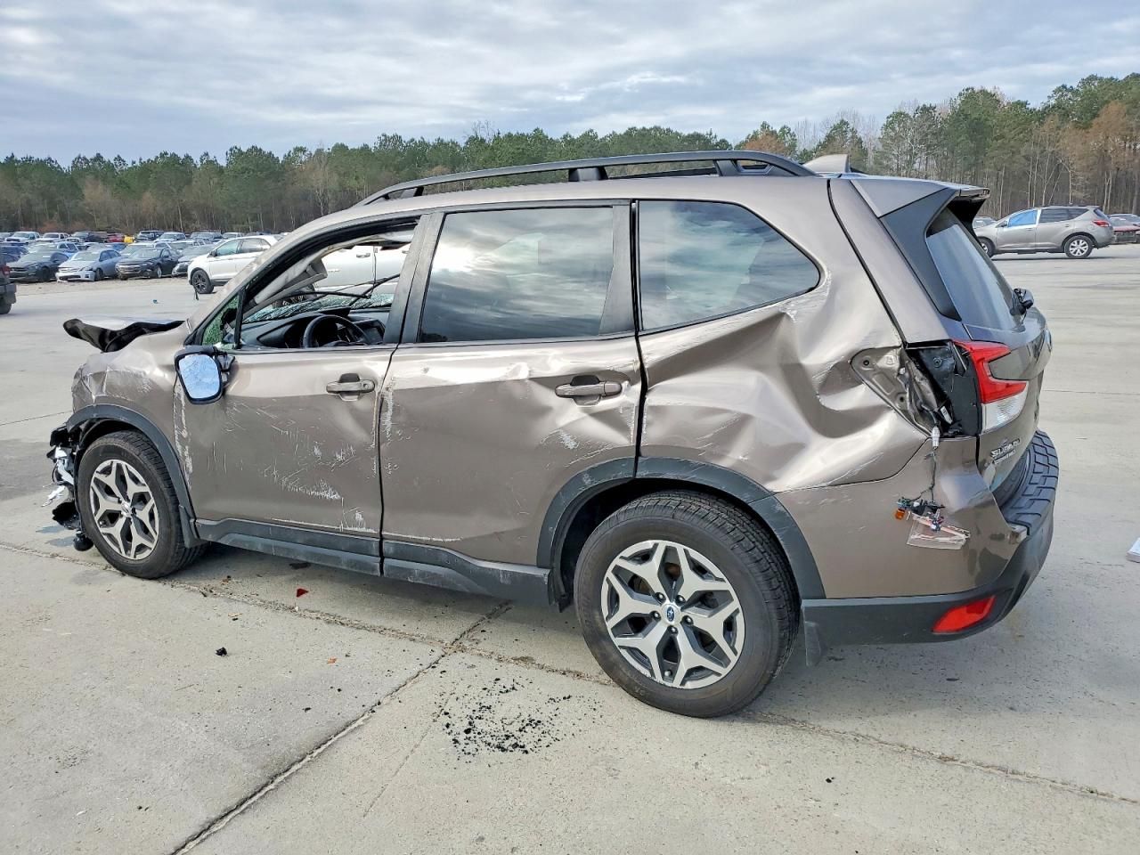 2023 Subaru Forester Premium