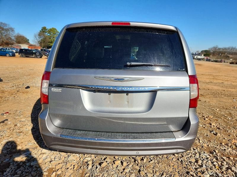 2015 Chrysler Town & Country Touring l