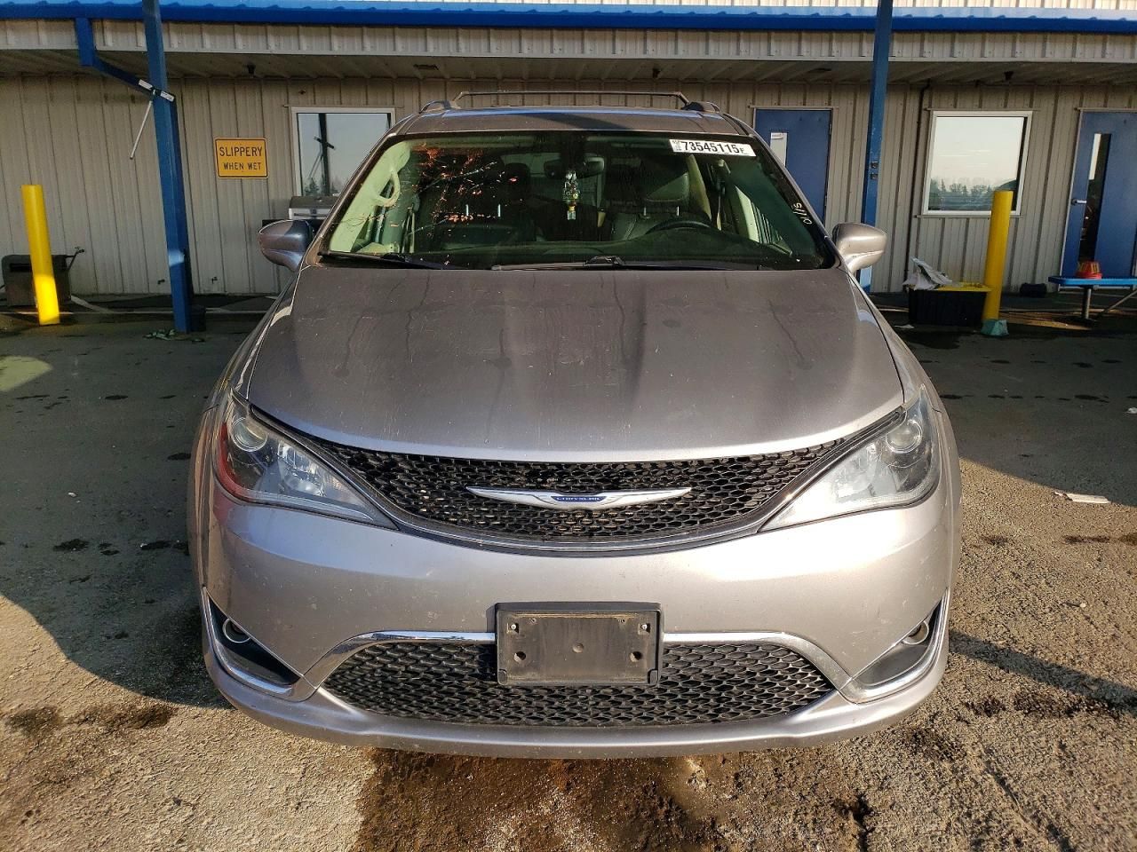 2019 Chrysler Pacifica Touring l