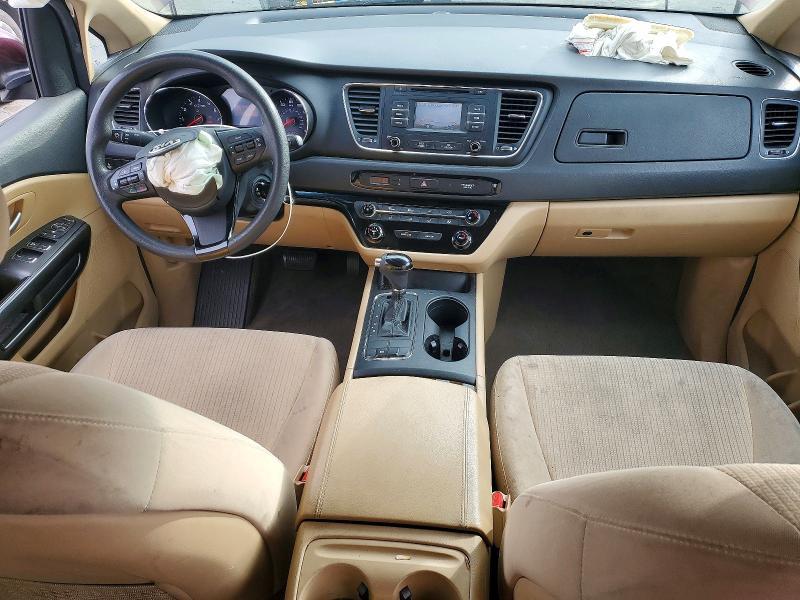 2017 KIA Sedona lx