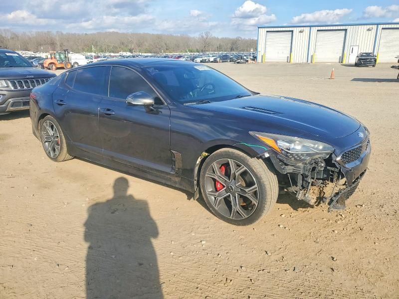 2019 KIA Stinger GT2
