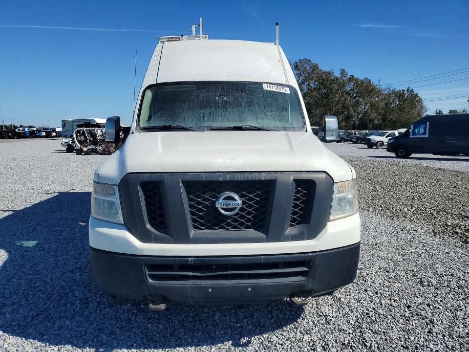 2014 Nissan NV 2500 Utility / Service Van