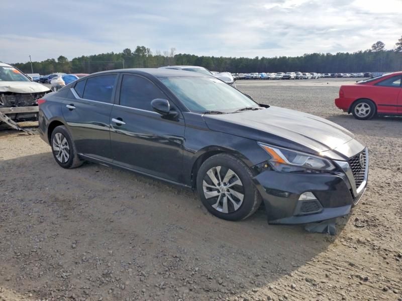 2019 Nissan Altima s