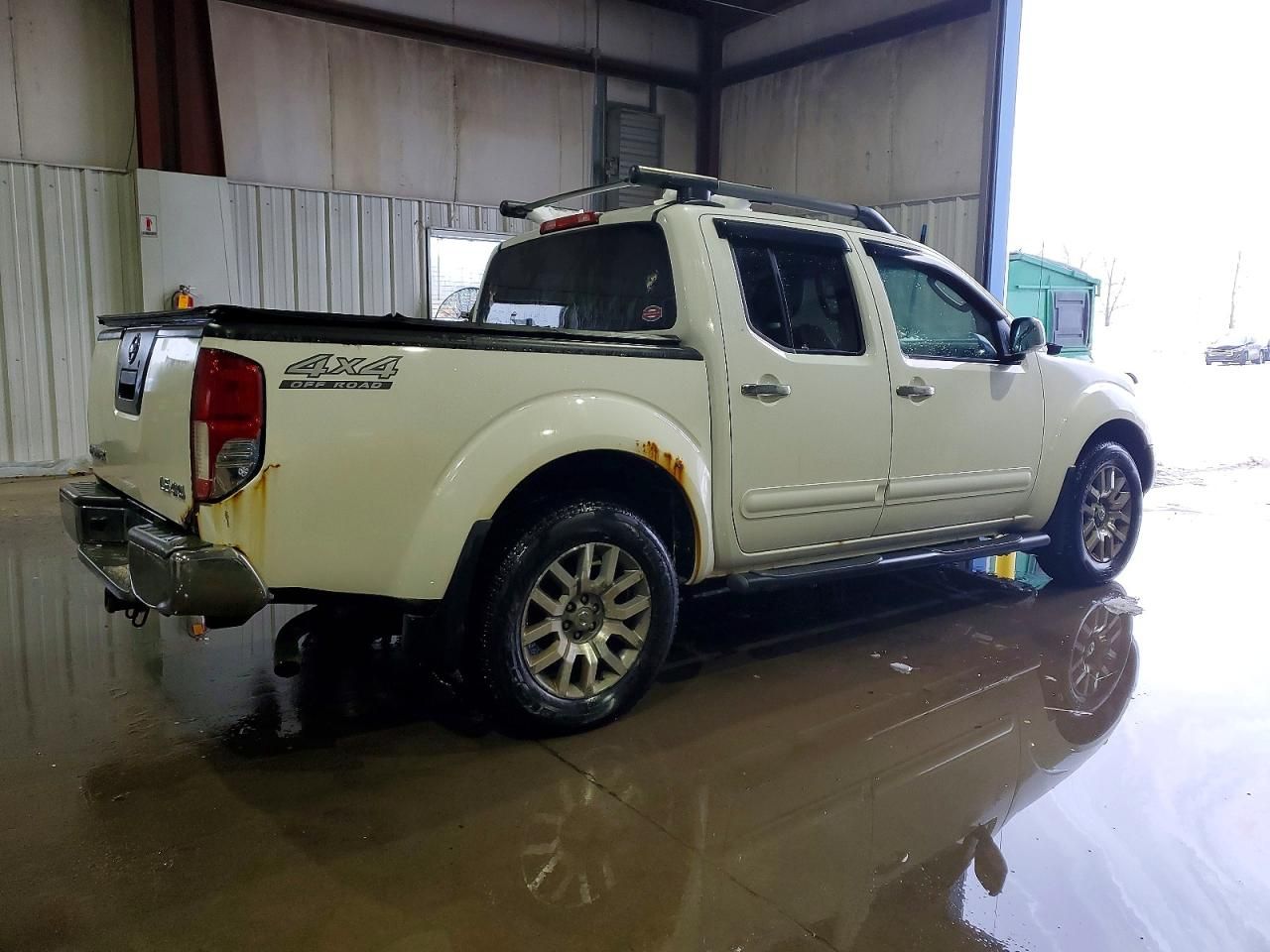 2010 Nissan Frontier Crew cab se