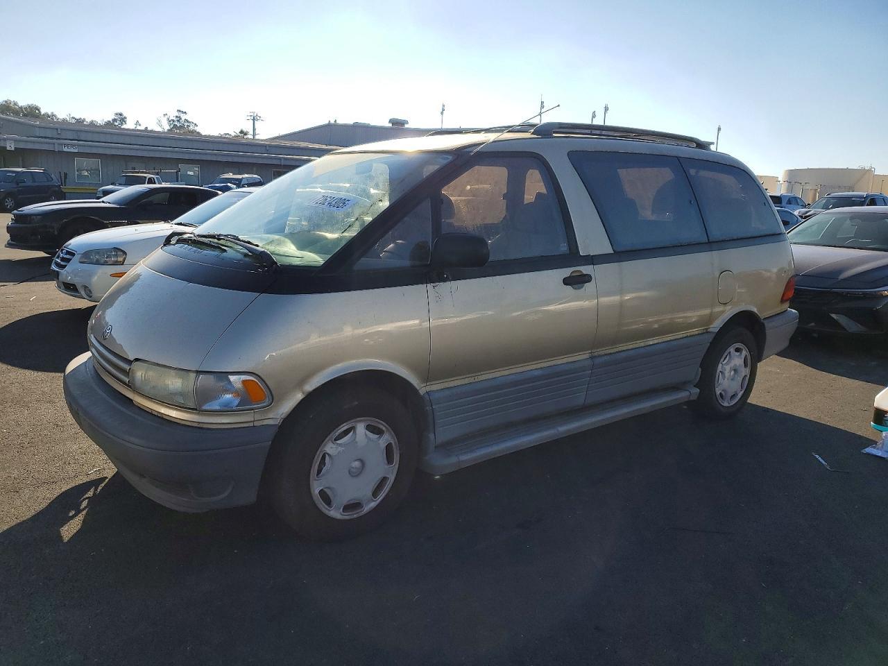 1994 Toyota Previa le