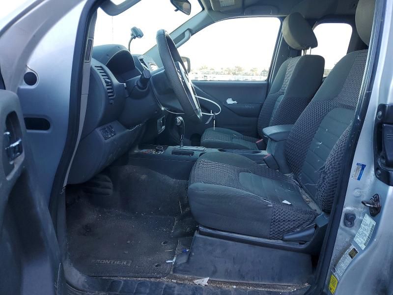 2016 Nissan Frontier SV