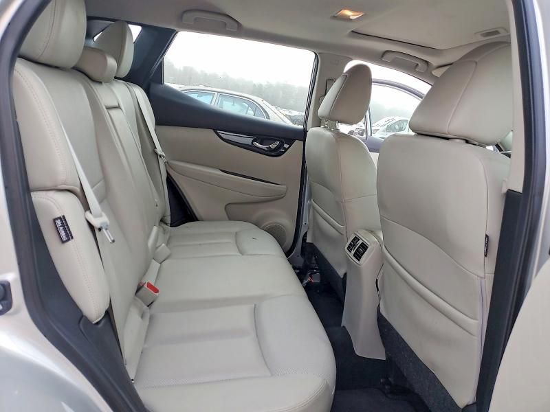 2022 Nissan Rogue Sport sl