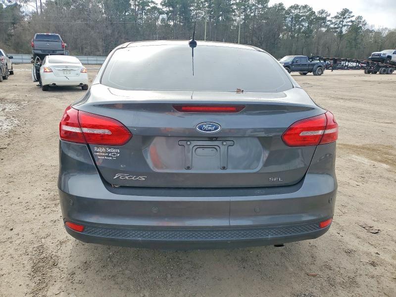 2017 Ford Focus sel