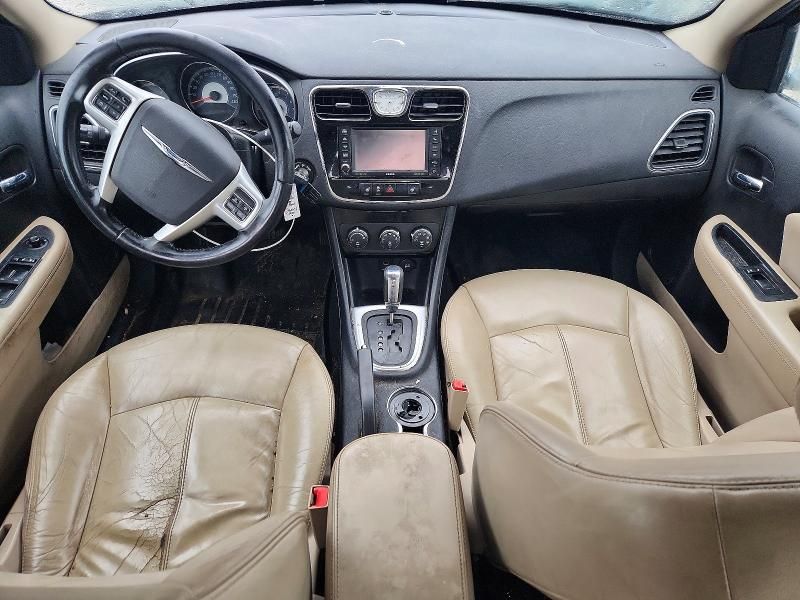 2011 Chrysler 200 Limited