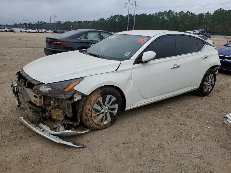 2022 Nissan Altima