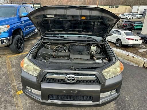 2013 Toyota 4runner SR5