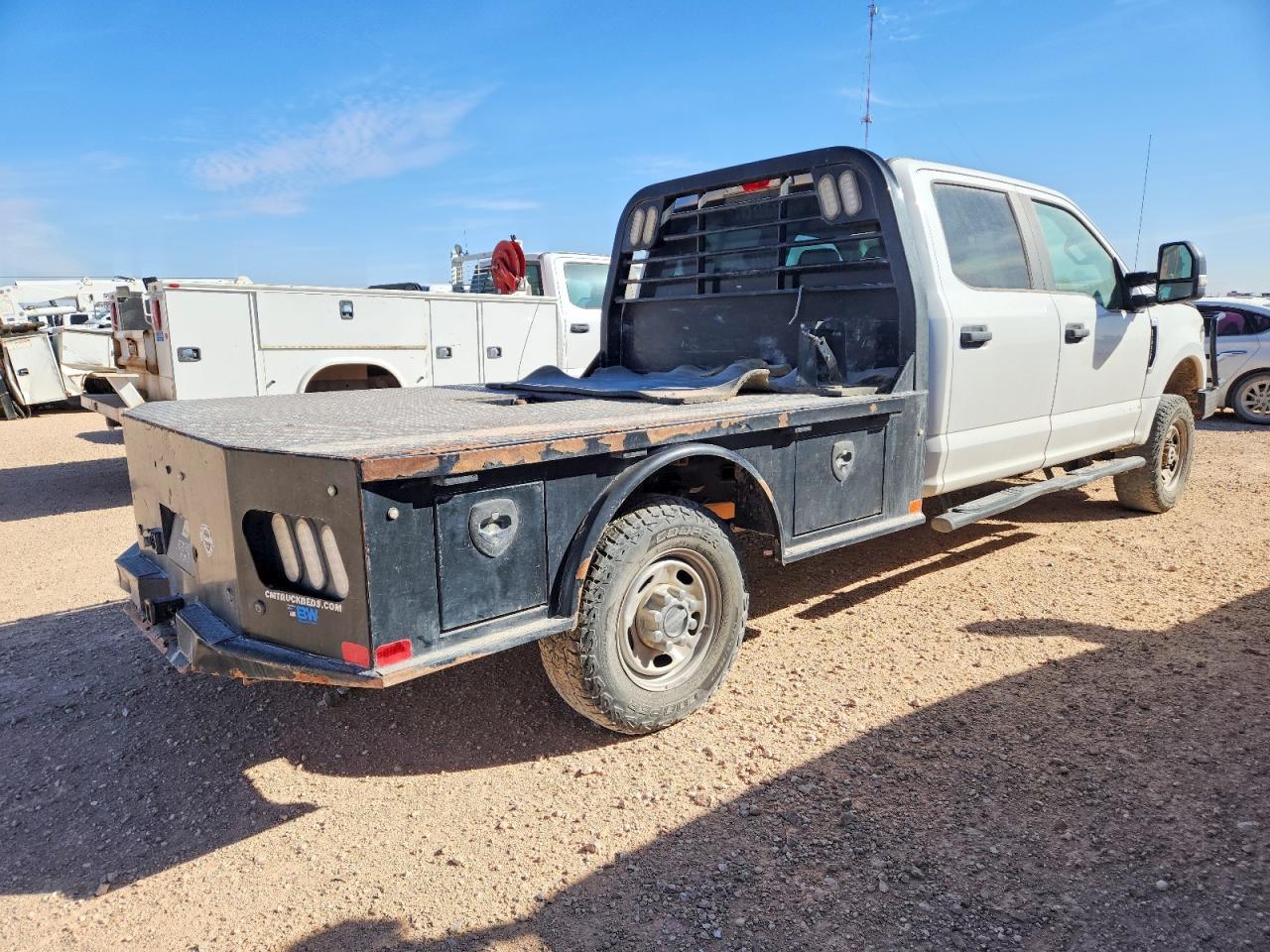 2019 Ford F250 Super Duty Flatbed Truck