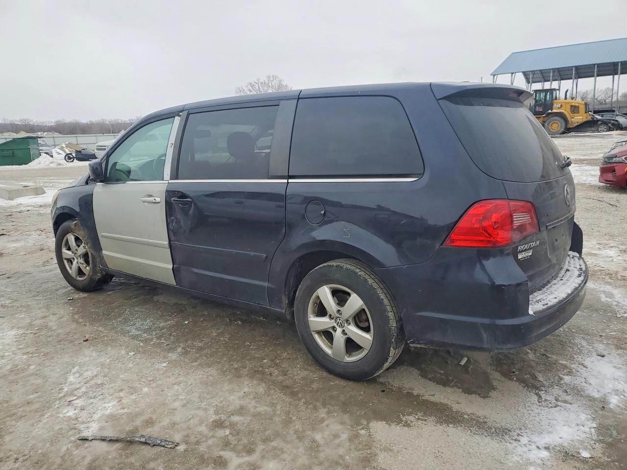 2010 Volkswagen Routan se