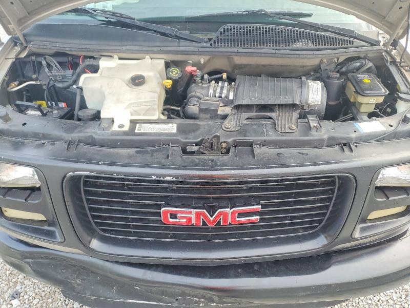 2001 GMC Savana G3500