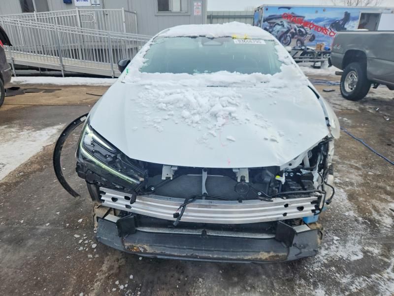 2024 Toyota Prius le