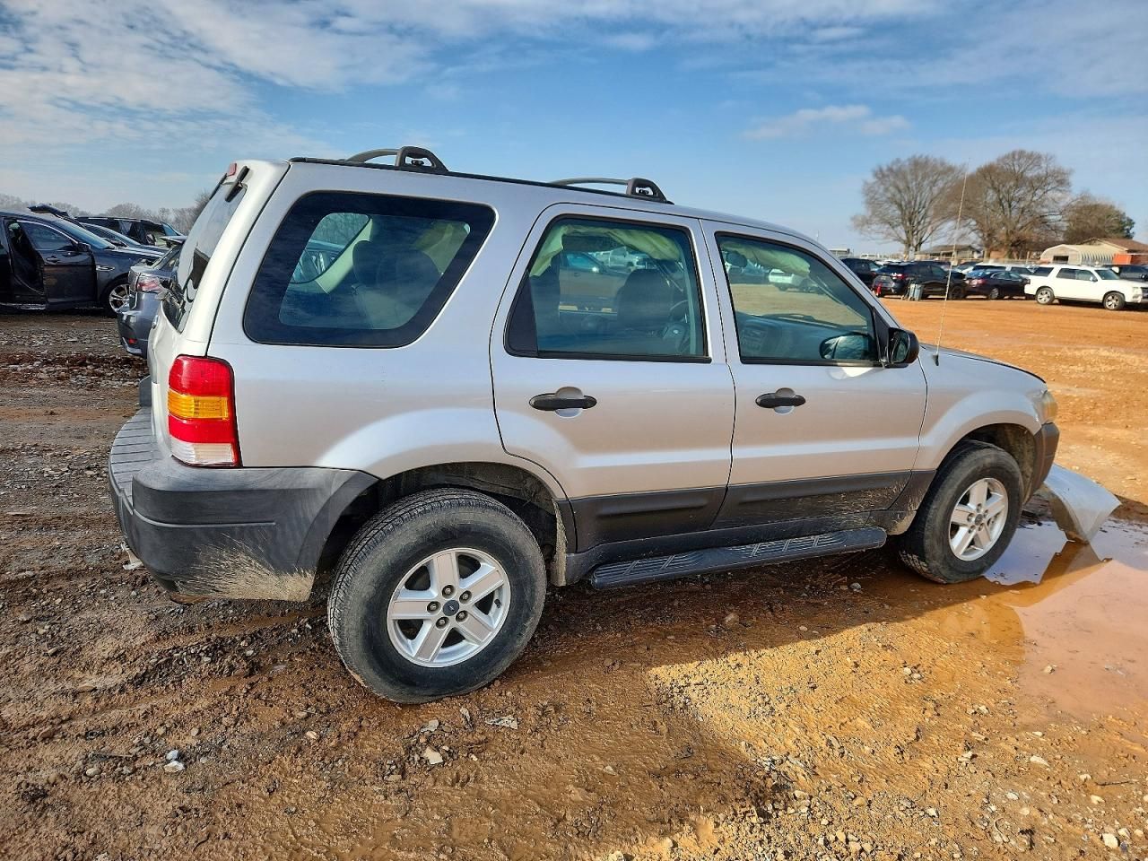 2005 Ford Escape xls