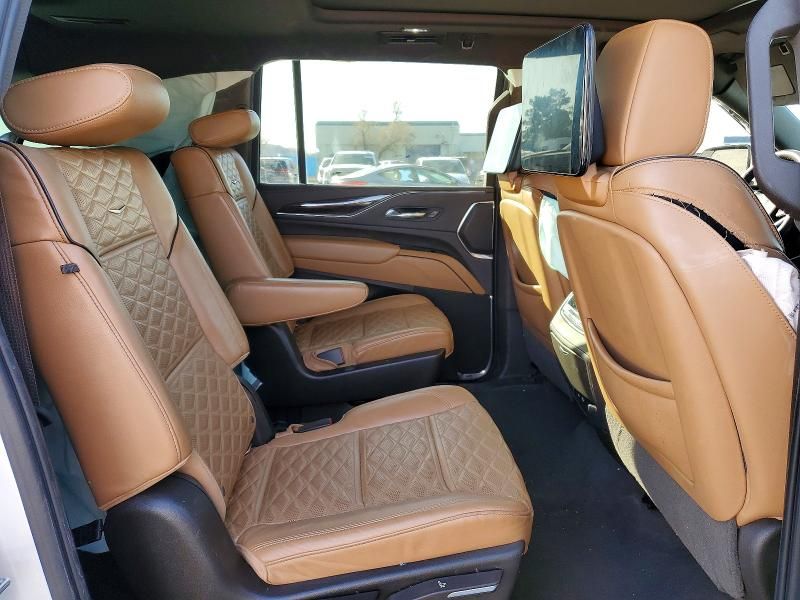 2021 Cadillac Escalade esv Sport