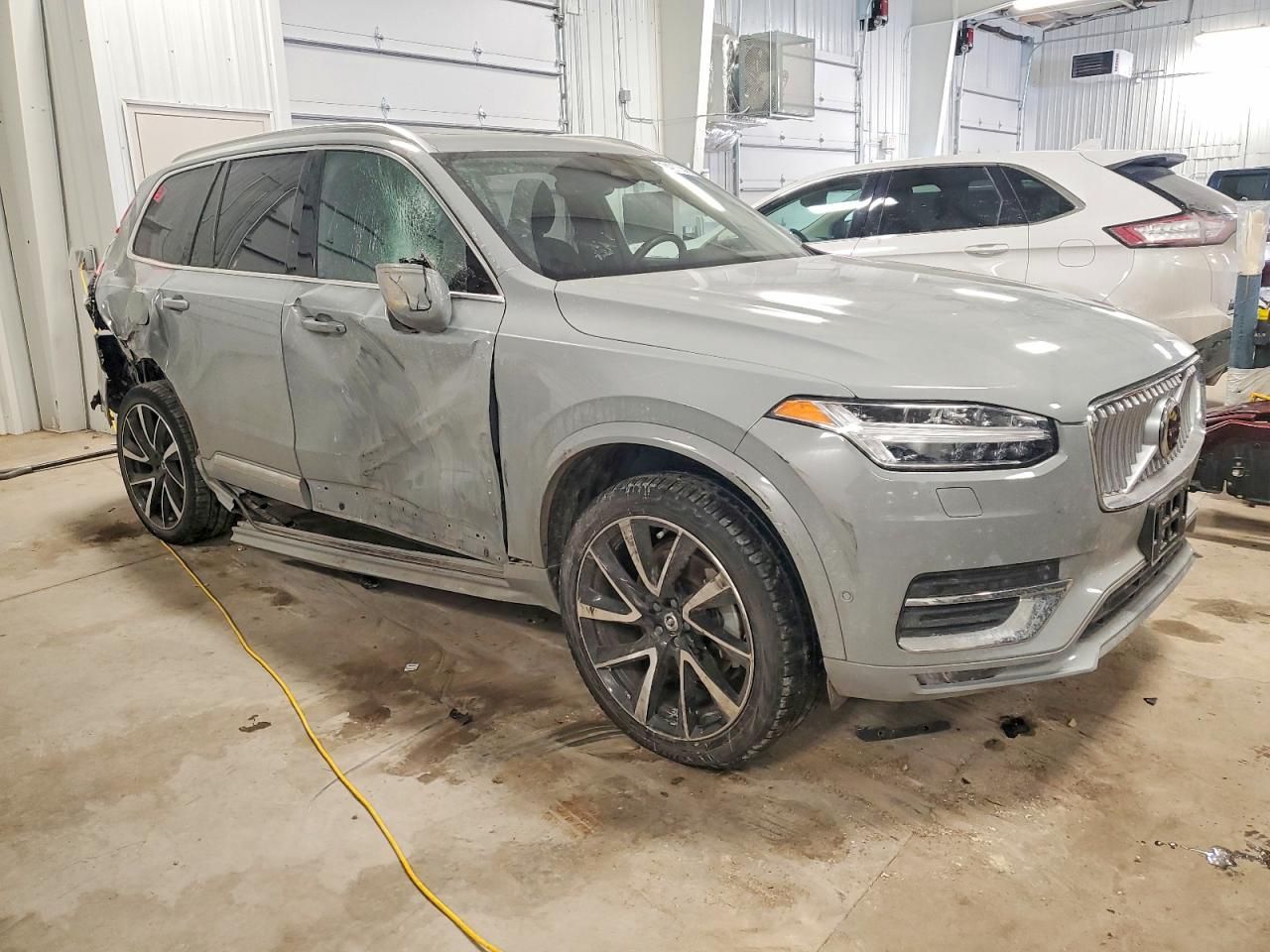 2024 Volvo Xc90 Plus
