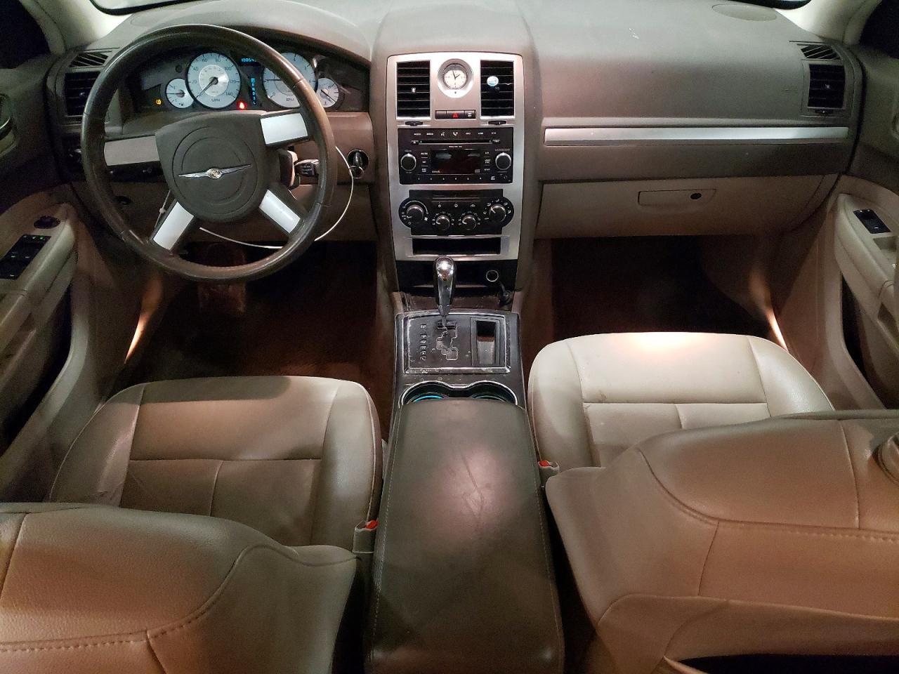 2010 Chrysler 300 Touring