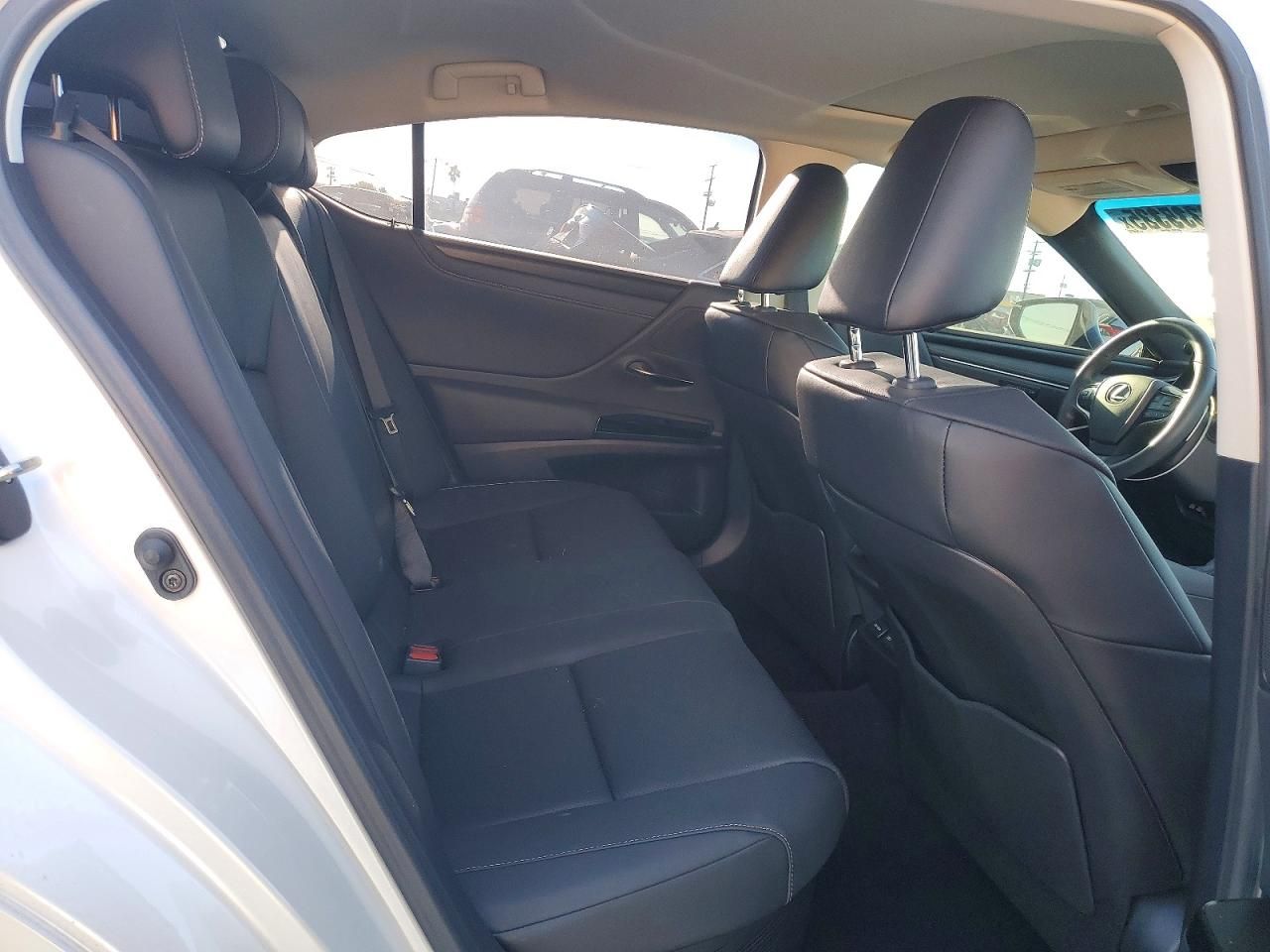 2025 Lexus Es 300h Base