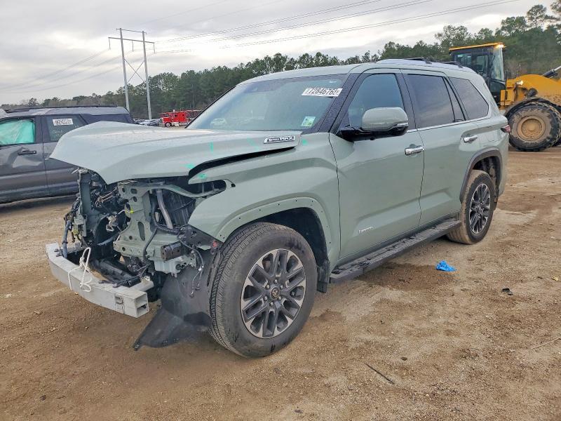 2025 Toyota Sequoia SR5
