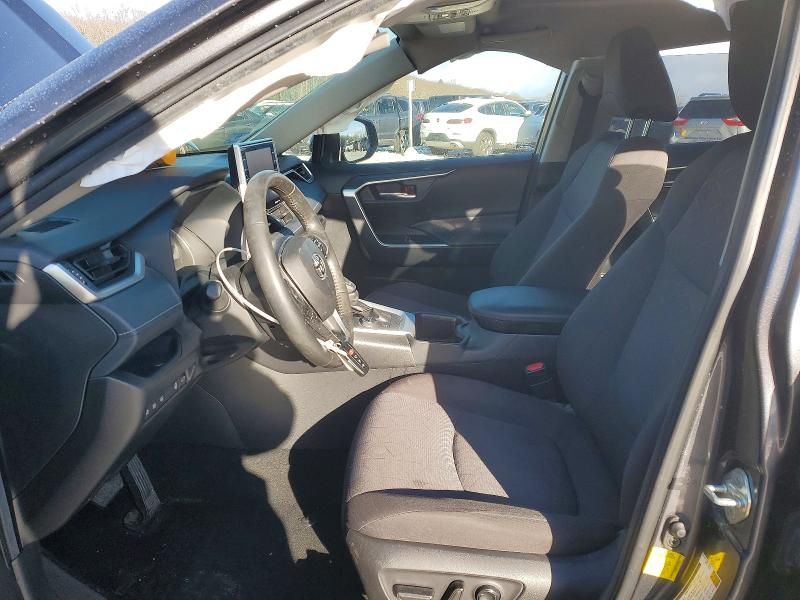 2022 Toyota Rav4 xle