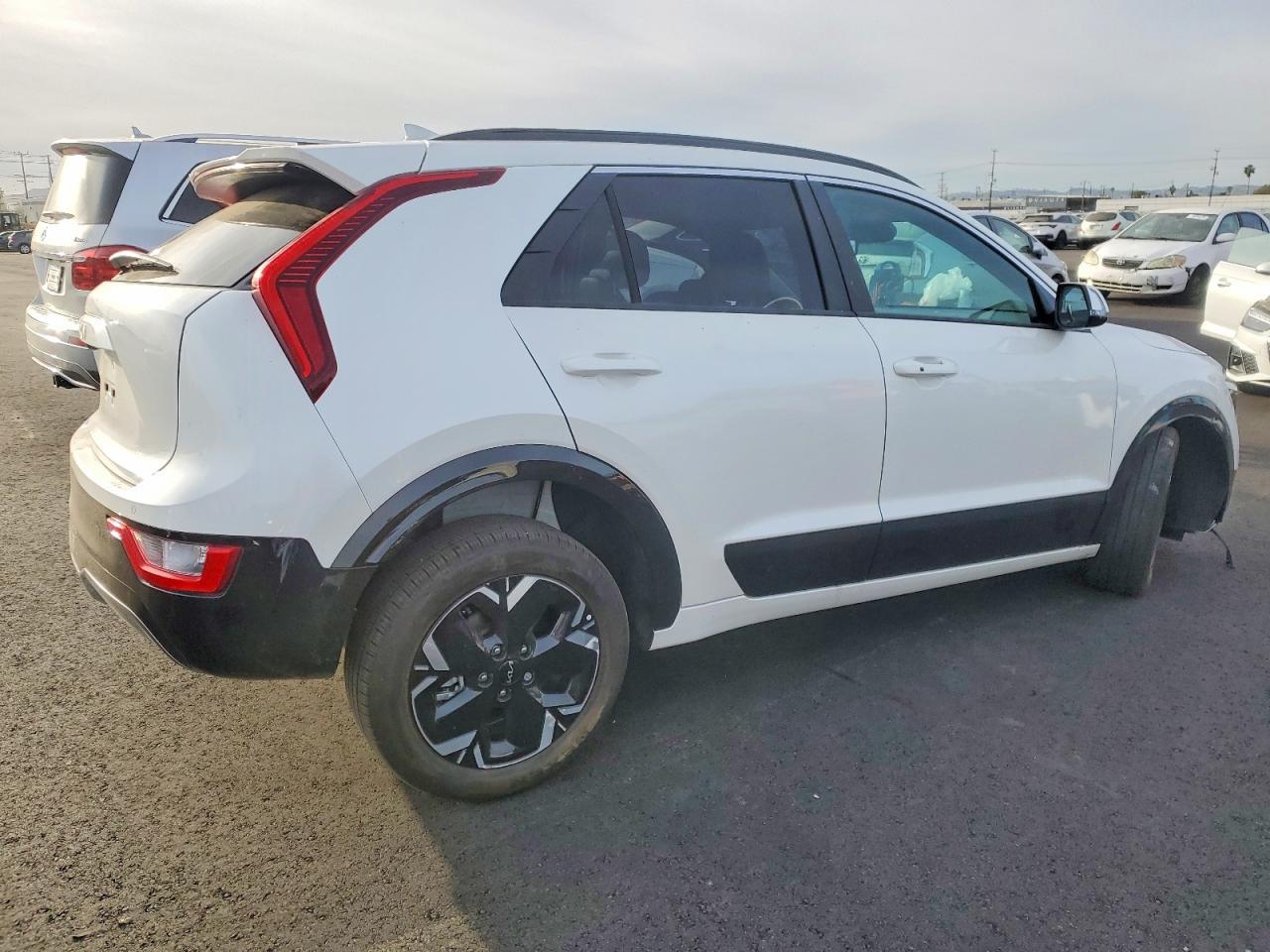 2025 KIA Niro ev Wind