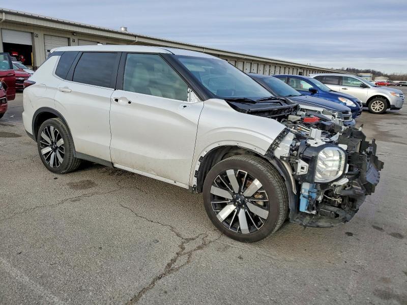 2025 Mitsubishi Outlander se