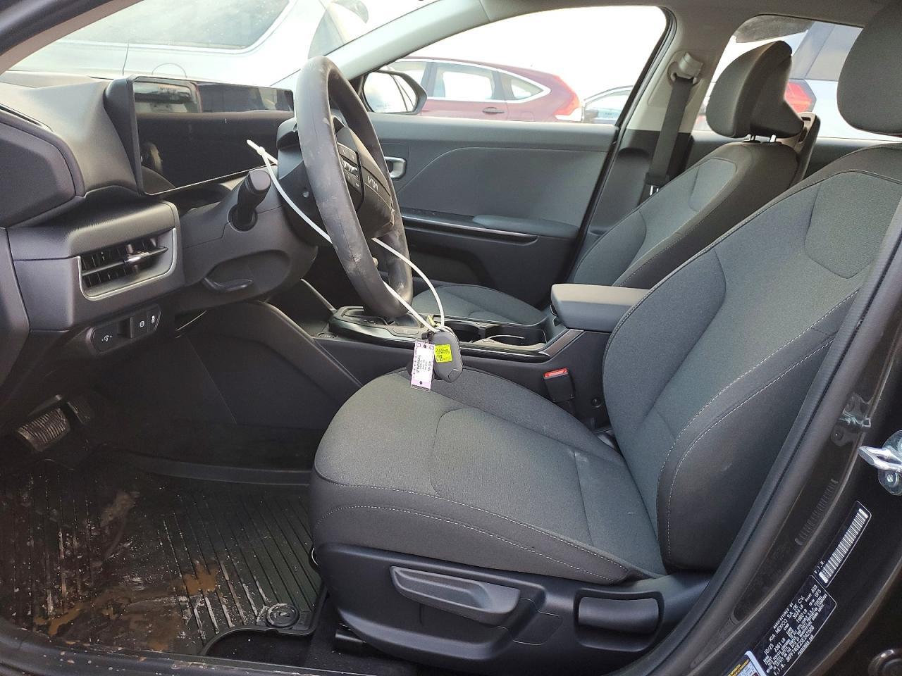 2025 KIA K4 lx