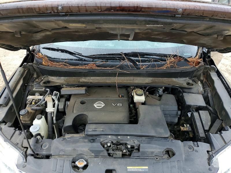 2014 Nissan Pathfinder s