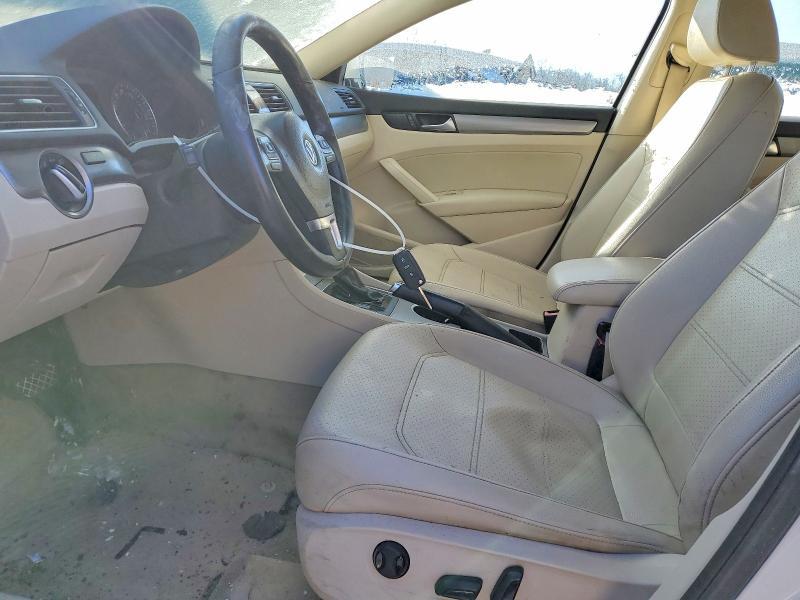 2014 Volkswagen Passat se