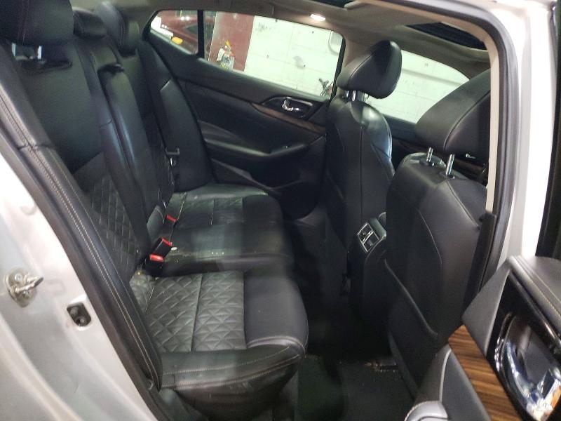 2016 Niss Maxima Platinum