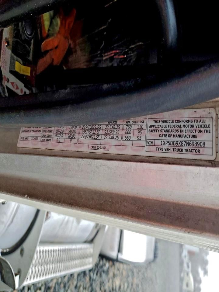 2007 Peterbilt 379 Semi Truck
