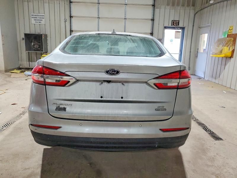 2020 Ford Fusion se
