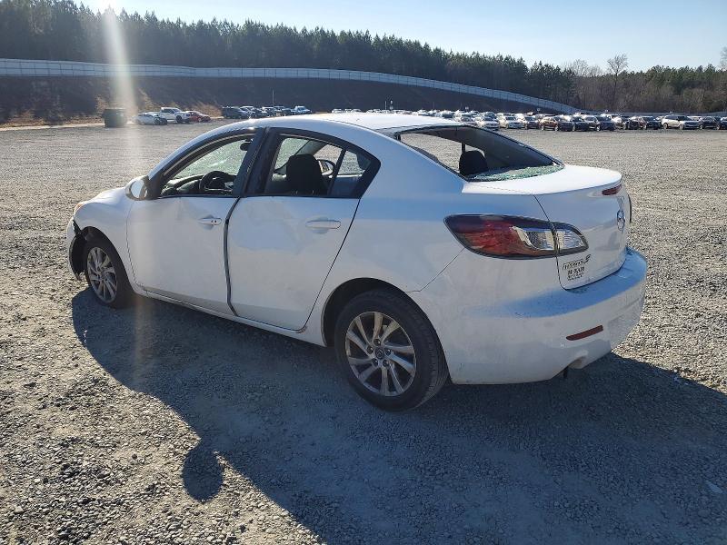 2013 Mazda 3 I