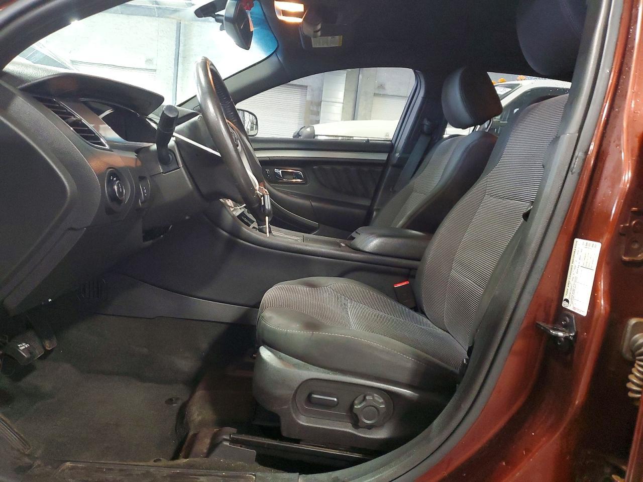 2016 Ford Taurus sel