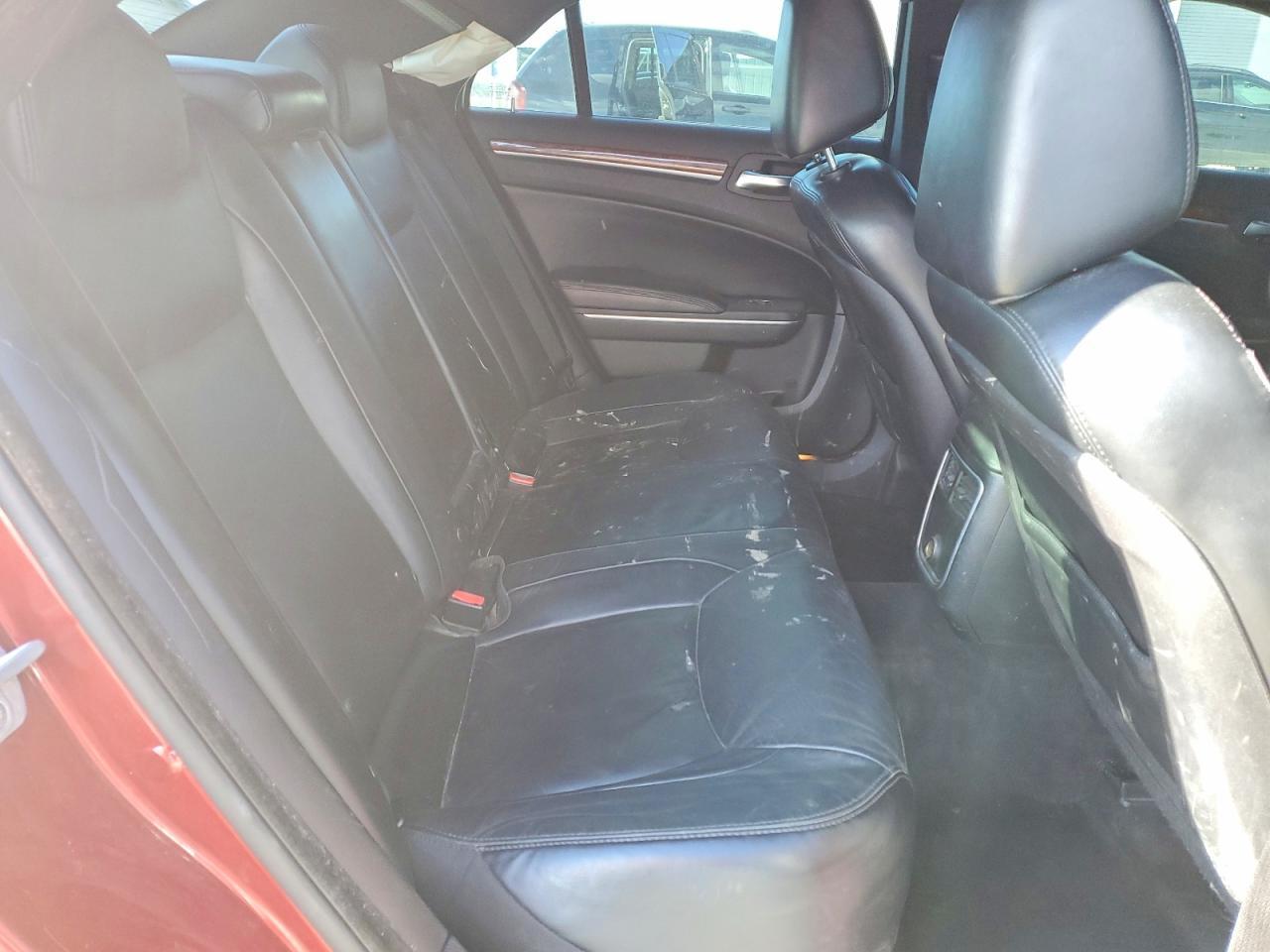 2012 Chrysler 300 Limited