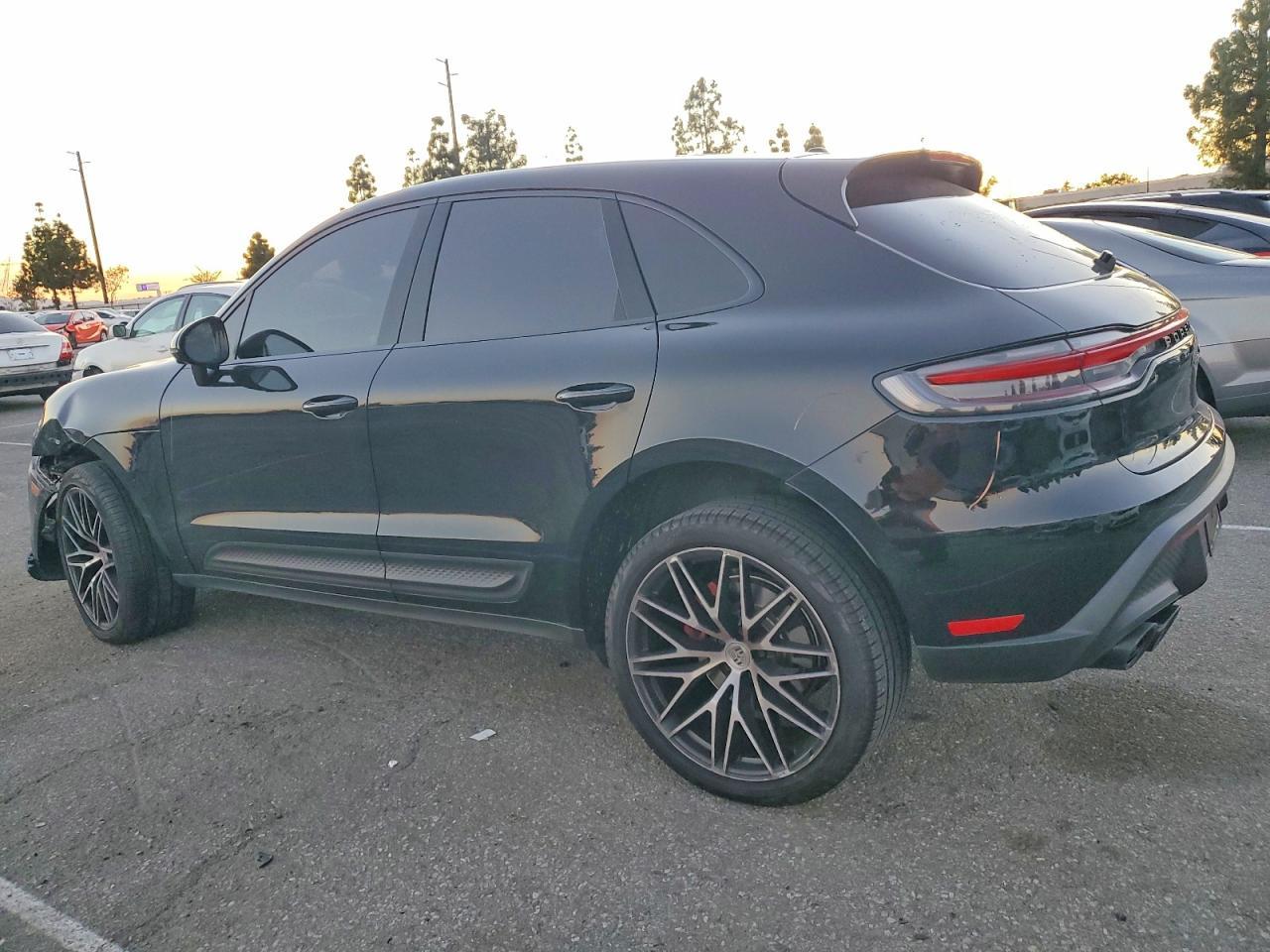 2023 Porsche Macan s