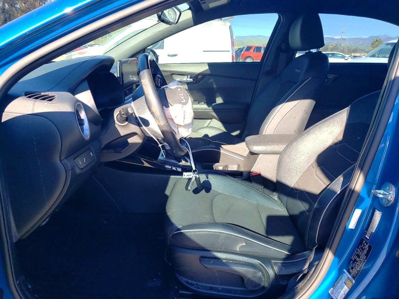 2023 KIA Forte gt Line