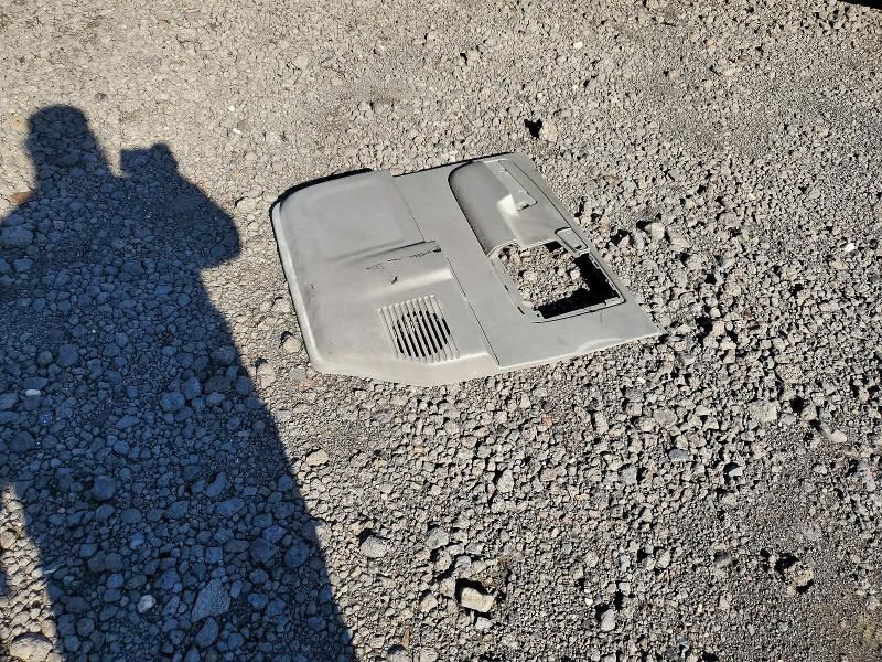 2004 Chevrolet Express Delivery Truck