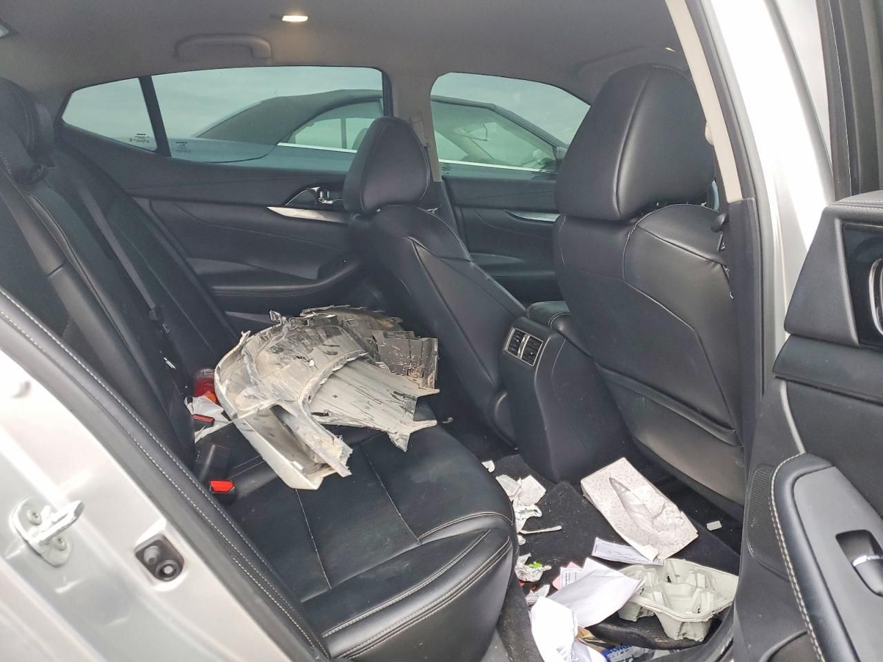 2022 Nissan Maxima sv