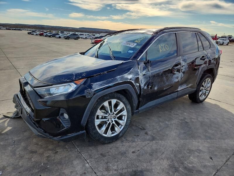 2021 Toyota Rav4 xle Premium