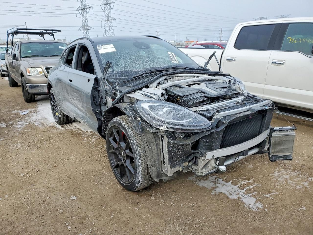 2021 Aston Martin DBX