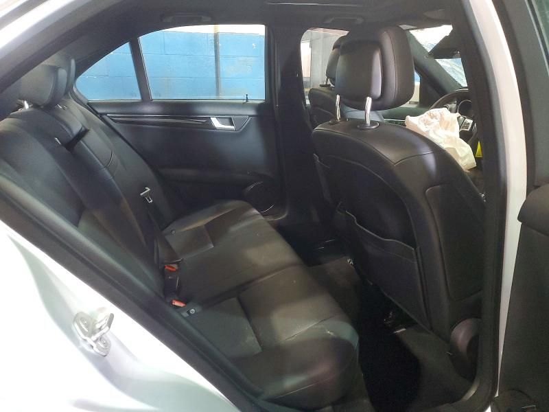 2013 Mercedes-Benz C 250