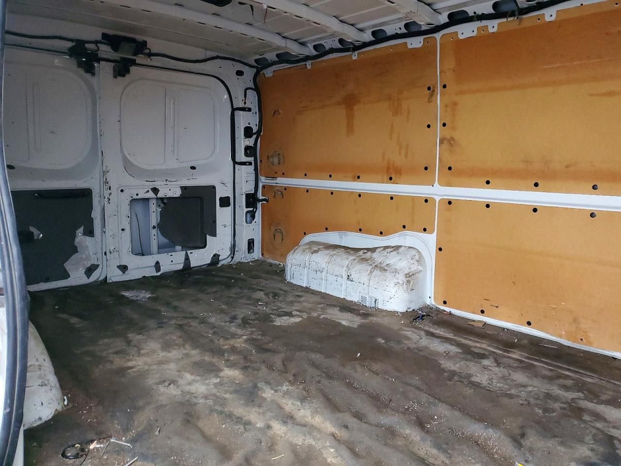 2016 Nissan NV 2500 Delivery Van