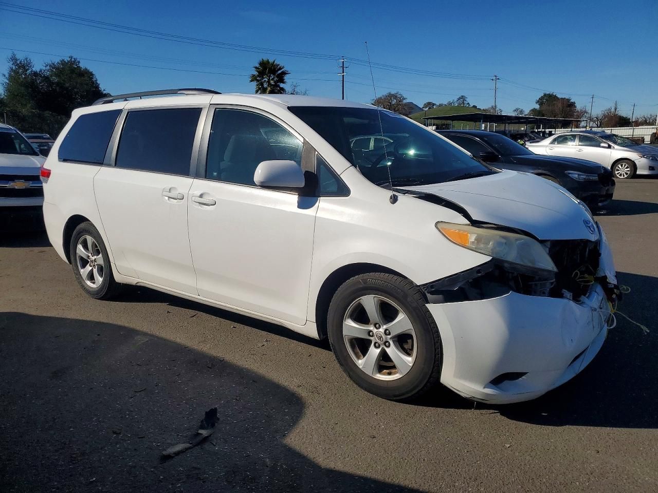 2011 Toyota Sienna le